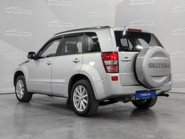 Suzuki Grand Vitara II Рестайлинг с пробегом 2011 года, цена 1 100 000 рублей, 188000 км, внедорожник, Автокод Объявления