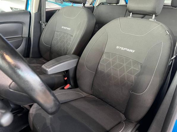 Renault Sandero II с пробегом 2014 года, цена 960 000 рублей, 117579 км, хэтчбек, Автокод Объявления