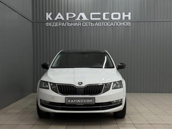 Skoda Octavia III (A7) Рестайлинг с пробегом 2019 года, цена 1 820 000 рублей, 123177 км, лифтбек, Автокод Объявления