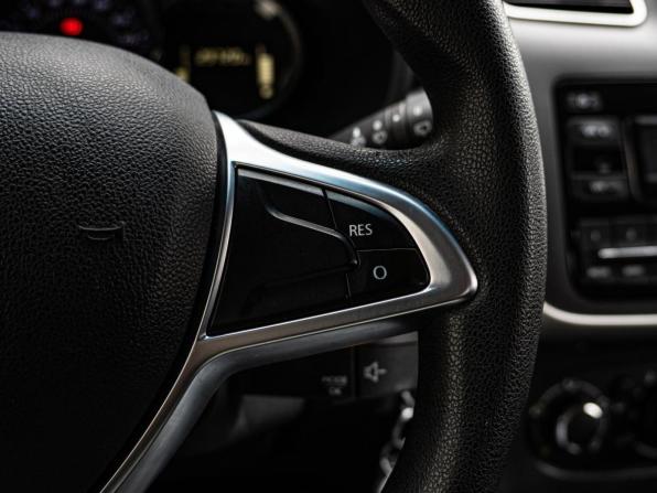 Renault Sandero II Рестайлинг с пробегом 2019 года, цена 1 080 000 рублей, 29720 км, хэтчбек, Автокод Объявления