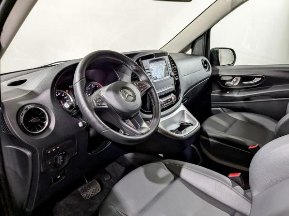 Mercedes-Benz Vito III (W447) Рестайлинг с пробегом 2021 года, цена 5 690 000 рублей, 32678 км, минивэн, Автокод Объявления