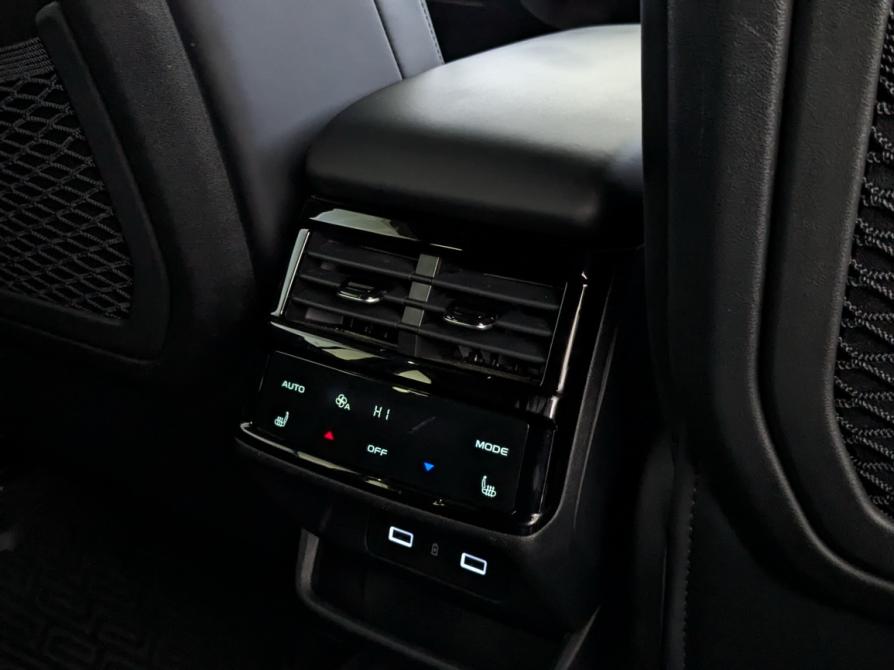 Geely Monjaro I Москва  - изображение 28