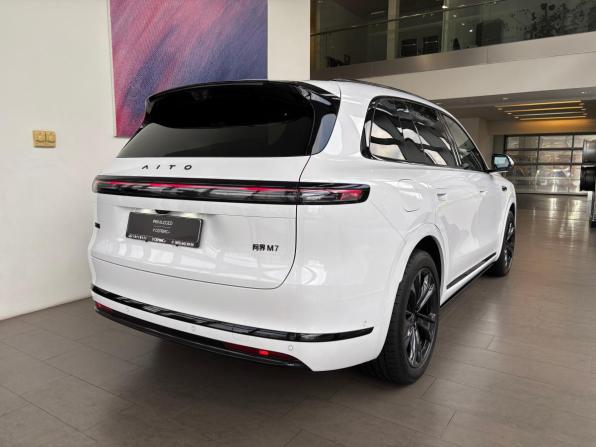 Aito M7 II с пробегом 2026 года, цена 9 900 000 рублей, 4 км, внедорожник, Автокод Объявления
