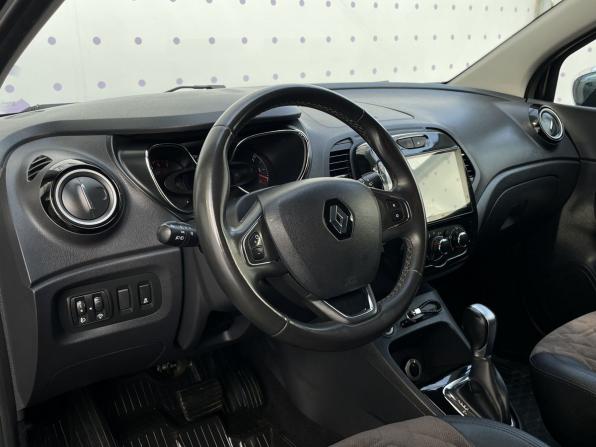 Renault Kaptur I с пробегом 2017 года, цена 1 650 000 рублей, 79200 км, внедорожник, Автокод Объявления