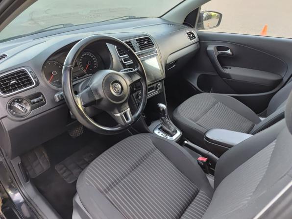 Volkswagen Polo V с пробегом 2013 года, цена 760 000 рублей, 144187 км, седан, Автокод Объявления