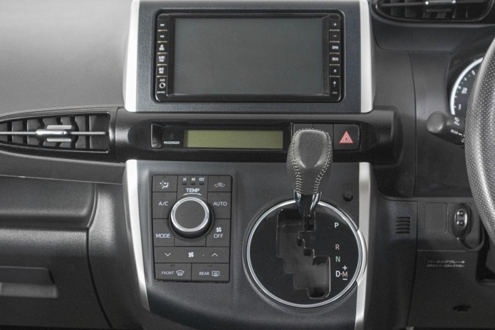 Toyota Wish II Кемерово  - изображение 16