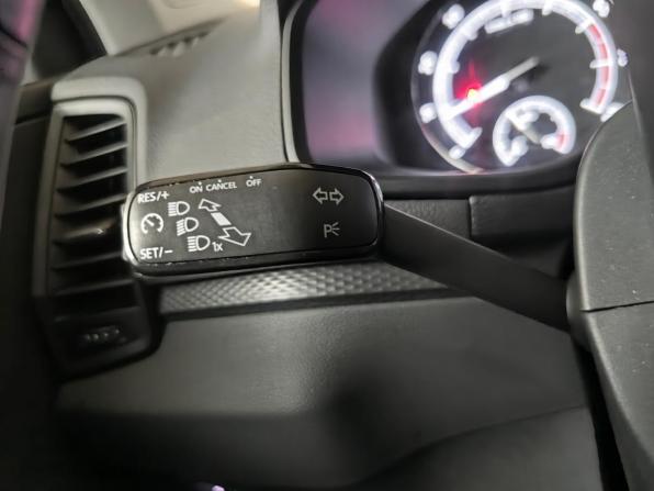 Skoda Karoq I с пробегом 2020 года, цена 2 255 000 рублей, 99089 км, внедорожник, Автокод Объявления