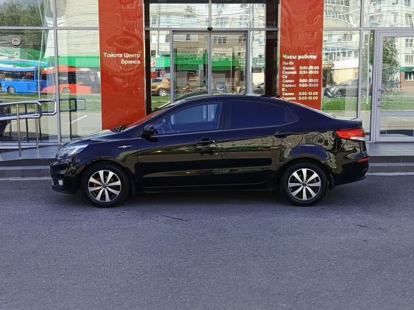 Kia Rio III Рестайлинг с пробегом 2015 года, цена 880 000 рублей, 186300 км, седан, Автокод Объявления