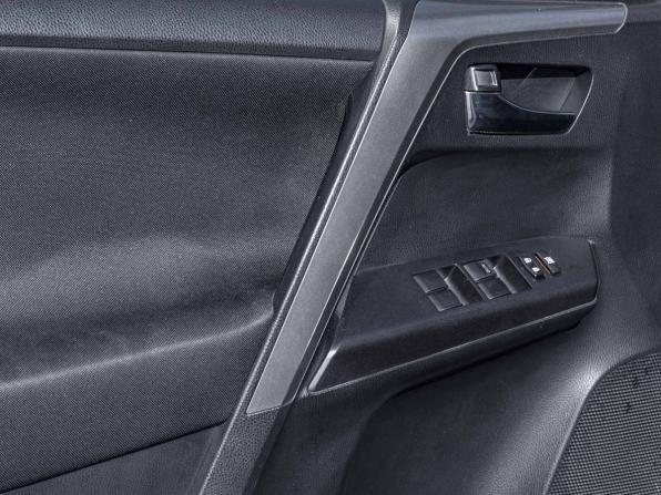Toyota RAV4 IV (XA40) Рестайлинг с пробегом 2015 года, цена 2 049 000 рублей, 147617 км, внедорожник, Автокод Объявления