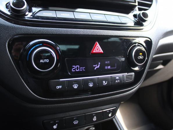 Hyundai Solaris II Рестайлинг с пробегом 2021 года, цена 1 799 000 рублей, 20567 км, седан, Автокод Объявления