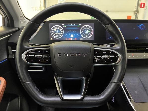Omoda C5 I с пробегом 2023 года, цена 1 905 000 рублей, 10000 км, внедорожник, Автокод Объявления