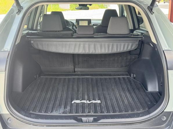 Toyota RAV4 V (XA50) с пробегом 2021 года, цена 3 660 000 рублей, 87500 км, внедорожник, Автокод Объявления