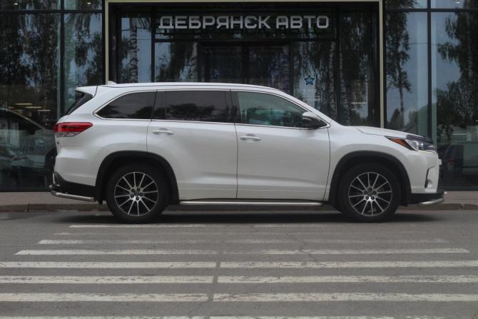 Toyota Highlander III (XU50) Рестайлинг с пробегом 2018 года, цена 4 590 000 рублей, 45534 км, внедорожник, Автокод Объявления