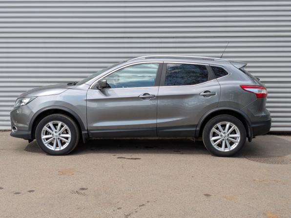 Nissan Qashqai II с пробегом 2015 года, цена 1 685 000 рублей, 110446 км, внедорожник, Автокод Объявления