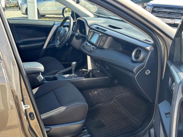 Toyota RAV4 IV (XA40) Рестайлинг с пробегом 2019 года, цена 2 900 000 рублей, 93932 км, внедорожник, Автокод Объявления