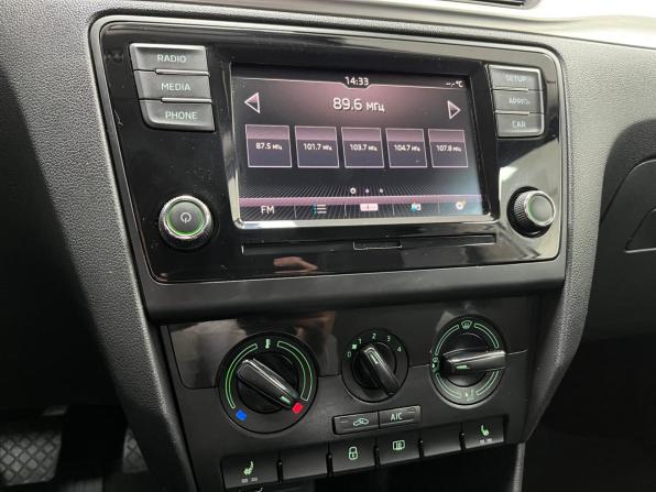 Skoda Rapid I Рестайлинг с пробегом 2019 года, цена 1 443 000 рублей, 51662 км, лифтбек, Автокод Объявления