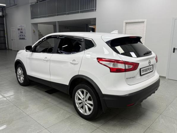 Nissan Qashqai II с пробегом 2017 года, цена 1 750 000 рублей, 98232 км, внедорожник, Автокод Объявления