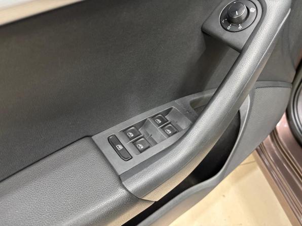 Skoda Octavia III (A7) с пробегом 2014 года, цена 720 000 рублей, 331800 км, лифтбек, Автокод Объявления