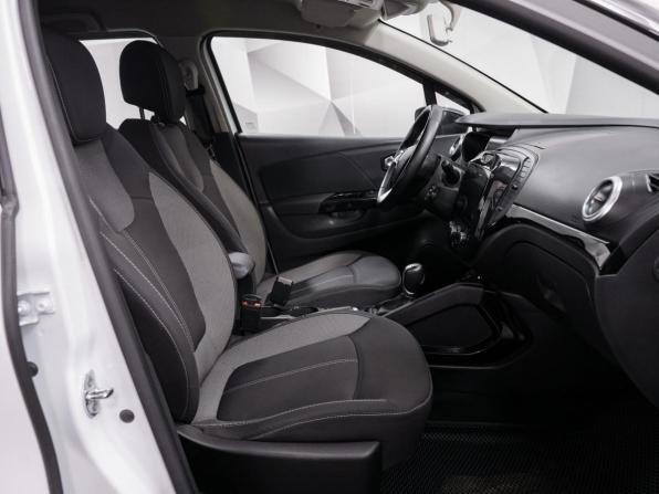 Renault Kaptur I Рестайлинг с пробегом 2021 года, цена 1 425 000 рублей, 47565 км, внедорожник, Автокод Объявления