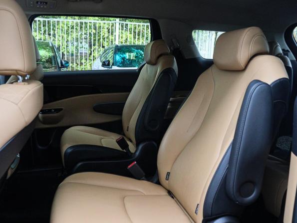 Kia Carnival IV с пробегом 2020 года, цена 3 550 000 рублей, 52101 км, минивэн, Автокод Объявления