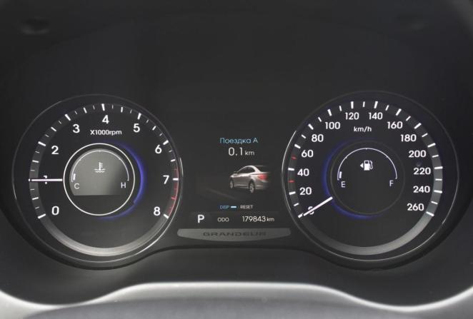 Hyundai Grandeur V с пробегом 2012 года, цена 1 400 000 рублей, 179843 км, седан, Автокод Объявления