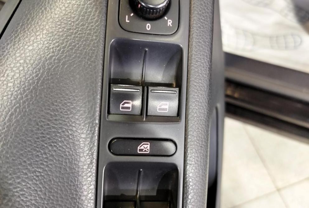 Volkswagen Tiguan I Рестайлинг Саратов  - изображение 18