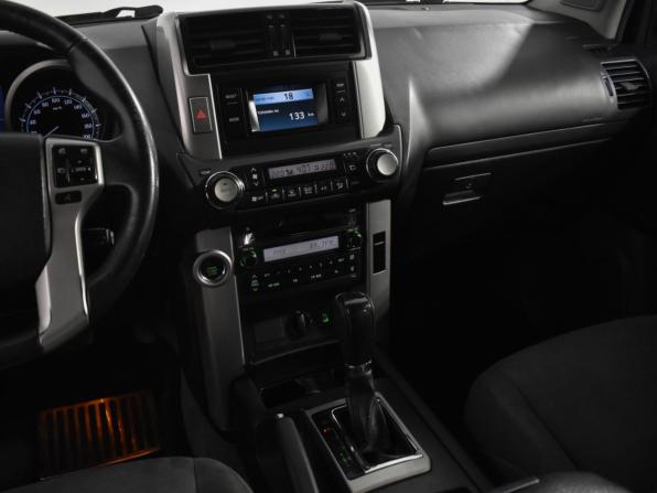 Toyota Land Cruiser Prado 150 Series с пробегом 2010 года, цена 2 067 900 рублей, 332213 км, внедорожник, Автокод Объявления
