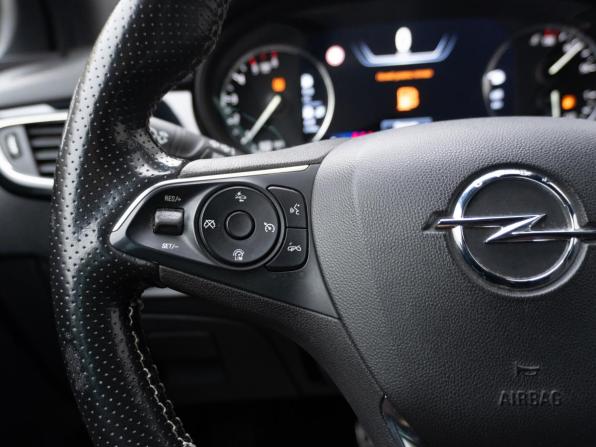 Opel Astra K Рестайлинг с пробегом 2021 года, цена 1 499 000 рублей, 133873 км, универсал, Автокод Объявления