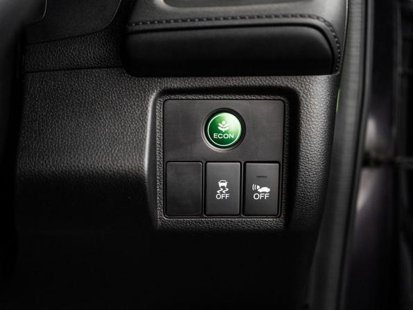 Honda Vezel I с пробегом 2014 года, цена 1 430 500 рублей, 147136 км, внедорожник, Автокод Объявления