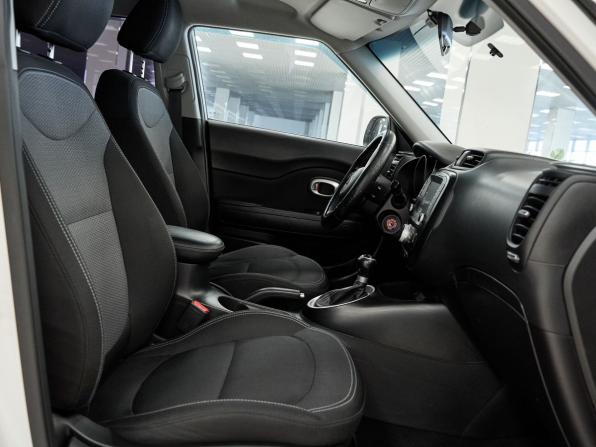 Kia Soul II Рестайлинг с пробегом 2017 года, цена 1 209 000 рублей, 196283 км, хэтчбек, Автокод Объявления
