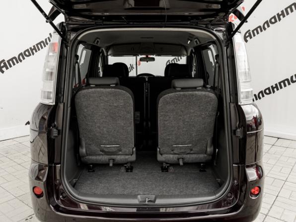 Toyota Sienta I Рестайлинг 2 с пробегом 2012 года, цена 950 000 рублей, 175942 км, минивэн, Автокод Объявления