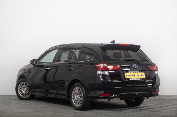 Toyota Corolla XI (E160 E170 E180) Рестайлинг 1 с пробегом 2017 года, цена 1 609 000 рублей, 111273 км, универсал, Автокод Объявления