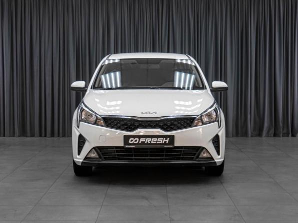 Kia Rio IV Рестайлинг с пробегом 2022 года, цена 1 239 000 рублей, 117096 км, седан, Автокод Объявления