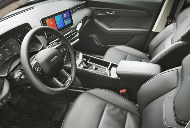 Haval Jolion I Рестайлинг 2 с пробегом 2026 года, цена 2 450 000 рублей, 3902 км, внедорожник, Автокод Объявления