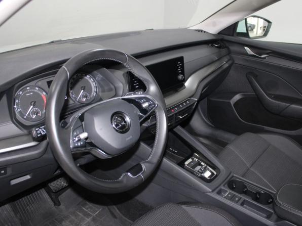 Skoda Octavia IV (A8) с пробегом 2021 года, цена 2 279 900 рублей, 115480 км, лифтбек, Автокод Объявления