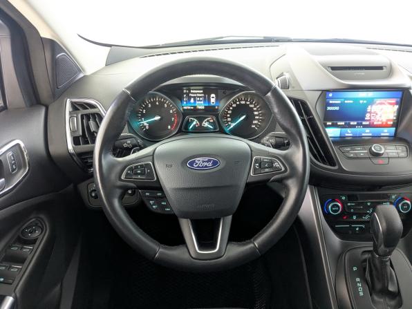 Ford Kuga II Рестайлинг с пробегом 2018 года, цена 1 850 000 рублей, 82753 км, внедорожник, Автокод Объявления