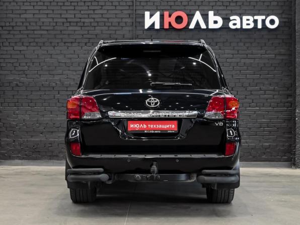 Toyota Land Cruiser 200 Series Рестайлинг 1 с пробегом 2014 года, цена 3 860 000 рублей, 283888 км, внедорожник, Автокод Объявления