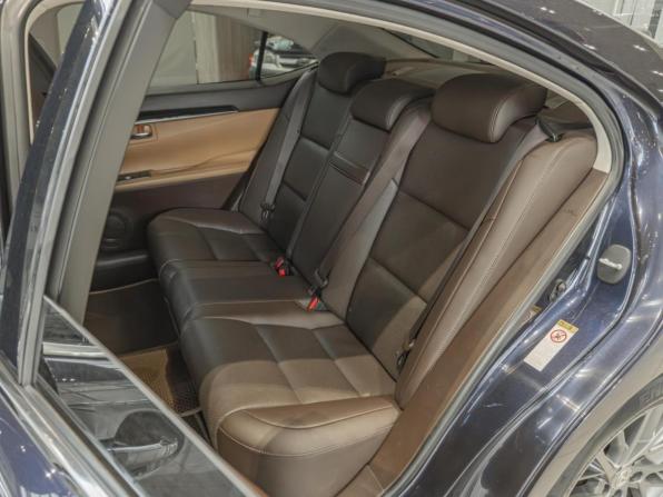 Lexus ES VI Рестайлинг с пробегом 2018 года, цена 2 379 000 рублей, 173556 км, седан, Автокод Объявления