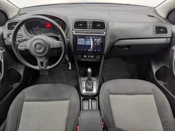 Volkswagen Polo V с пробегом 2014 года, цена 850 000 рублей, 160100 км, седан, Автокод Объявления