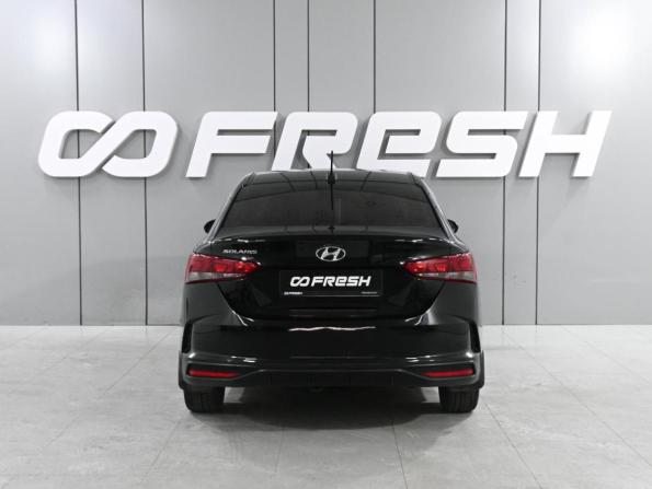 Hyundai Solaris II Рестайлинг с пробегом 2021 года, цена 1 385 000 рублей, 102180 км, седан, Автокод Объявления