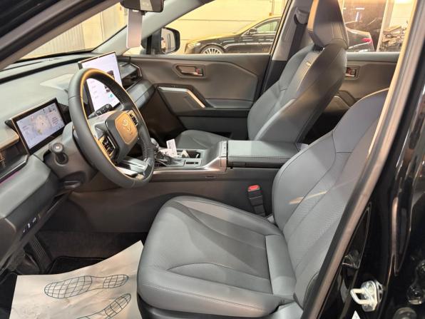 Toyota RAV4 VI (XA60) с пробегом 2026 года, цена 4 750 000 рублей, 10 км, внедорожник, Автокод Объявления