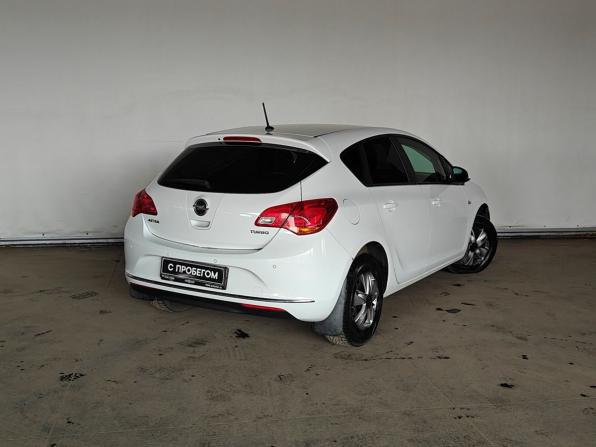 Opel Astra J Рестайлинг с пробегом 2013 года, цена 620 000 рублей, 231623 км, хэтчбек, Автокод Объявления