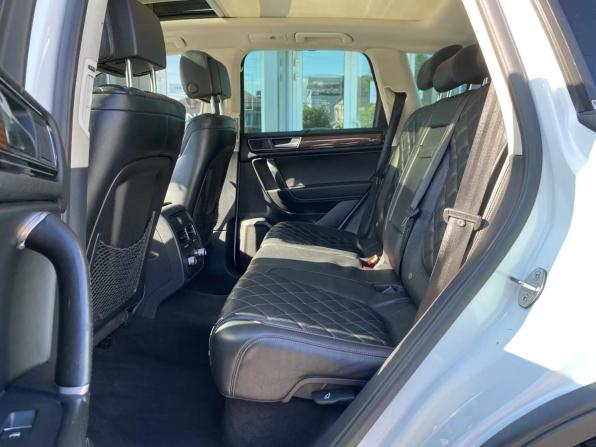 Volkswagen Touareg II Рестайлинг с пробегом 2017 года, цена 3 095 000 рублей, 162033 км, внедорожник, Автокод Объявления