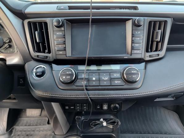 Toyota RAV4 IV (XA40) Рестайлинг с пробегом 2018 года, цена 2 250 000 рублей, 170876 км, внедорожник, Автокод Объявления