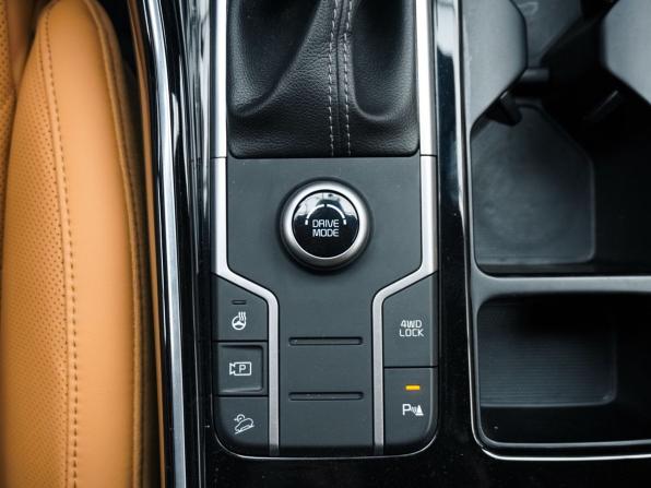 Kia Sorento IV с пробегом 2022 года, цена 3 500 000 рублей, 96700 км, внедорожник, Автокод Объявления