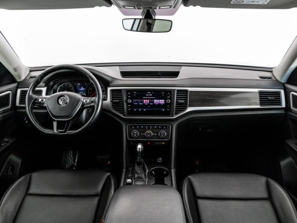 Volkswagen Teramont I с пробегом 2018 года, цена 2 499 000 рублей, 236844 км, внедорожник, Автокод Объявления