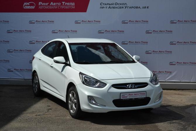 Hyundai Solaris I с пробегом 2012 года, цена 890 000 рублей, 103500 км, седан, Автокод Объявления