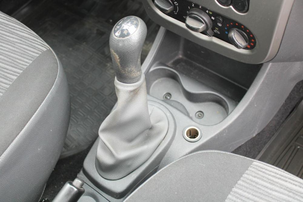 Renault Sandero I Березники  - изображение 12