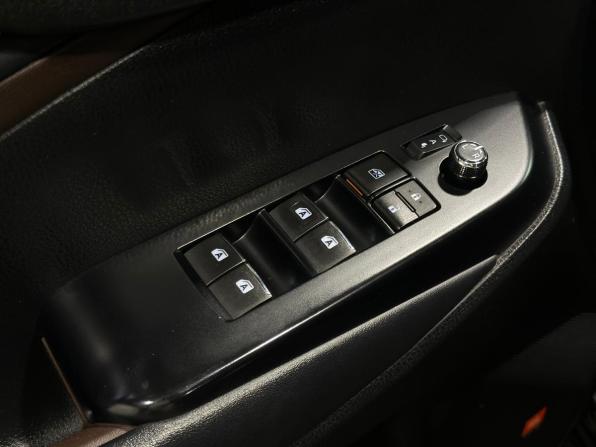 Toyota Highlander III (XU50) с пробегом 2014 года, цена 2 490 000 рублей, 271171 км, внедорожник, Автокод Объявления