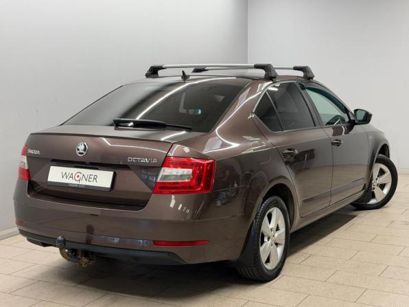 Skoda Octavia III (A7) Рестайлинг с пробегом 2019 года, цена 1 737 000 рублей, 198158 км, лифтбек, Автокод Объявления